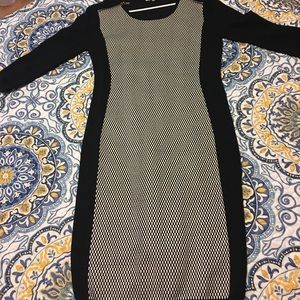 ✨✨✨Checkered black and white sweater dress✨✨